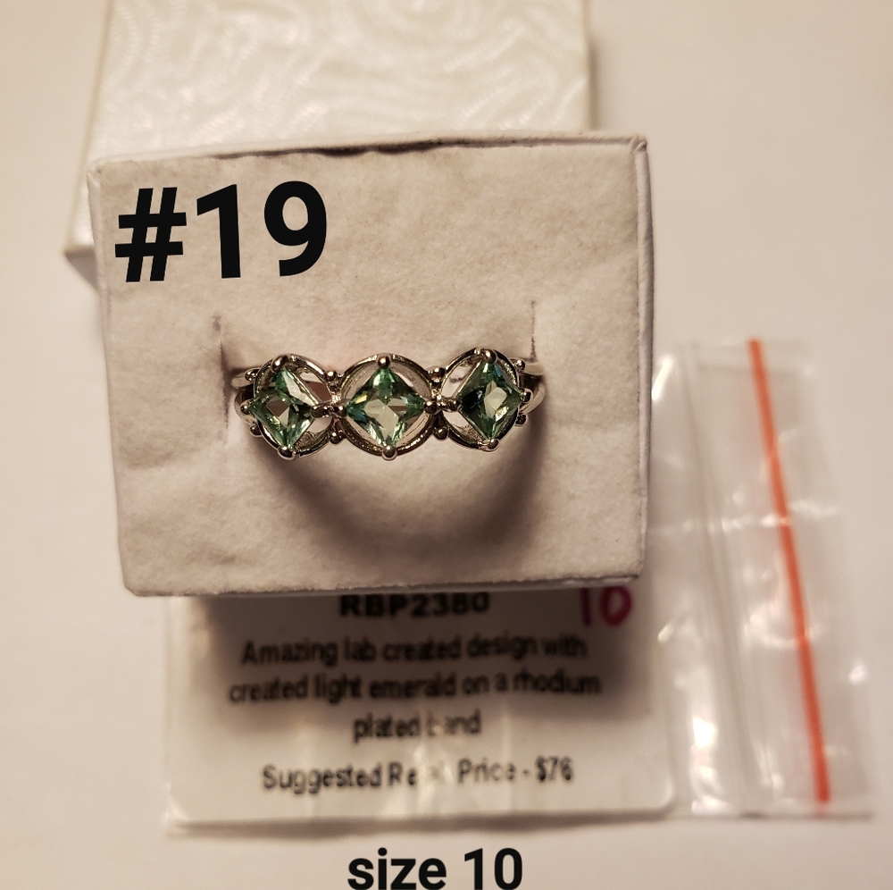 Ring bomb ring